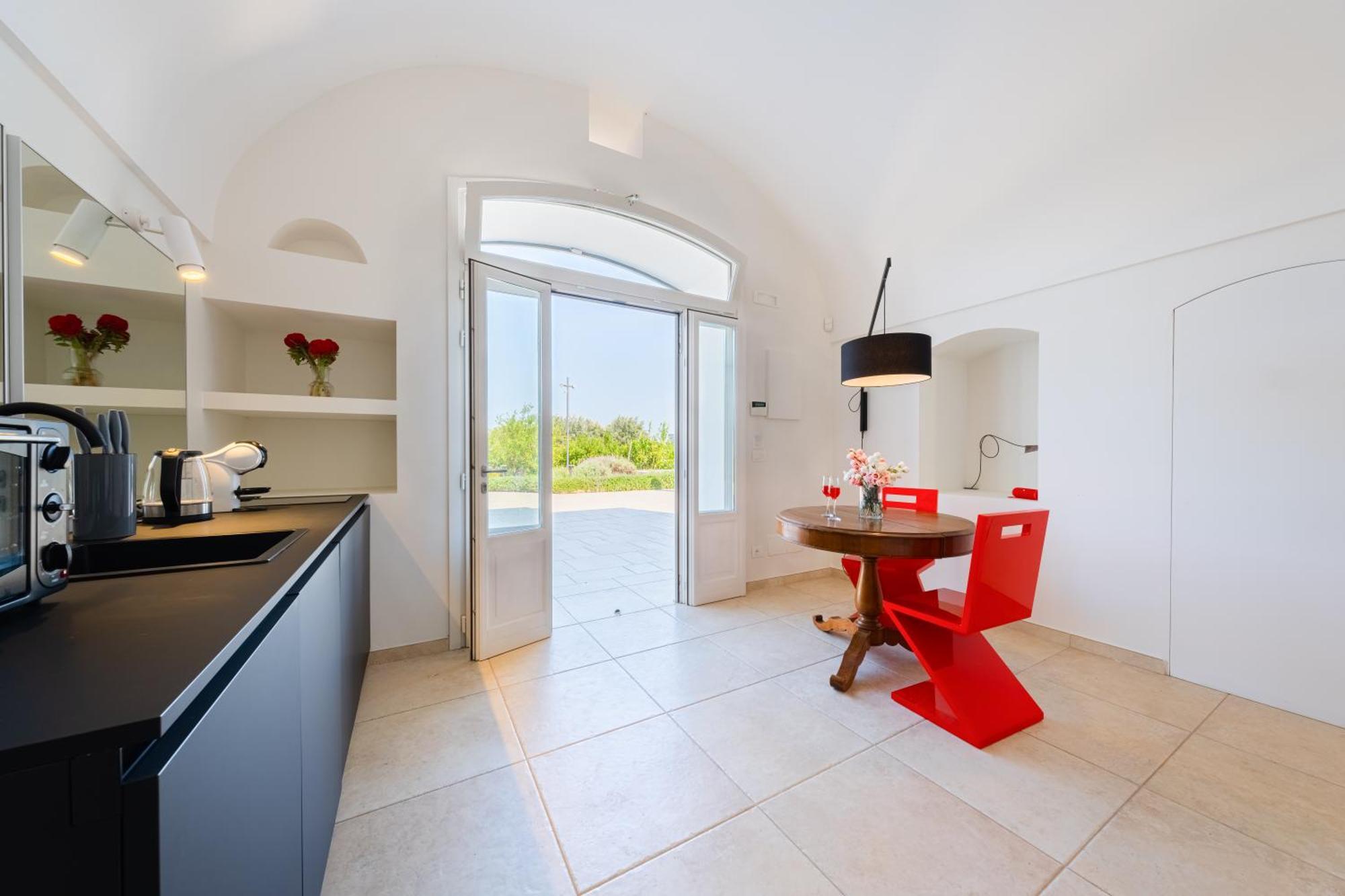 Pati Design Apartments - With Private Patio Or Terrace And Swimming Pool Monopoli Exterior foto