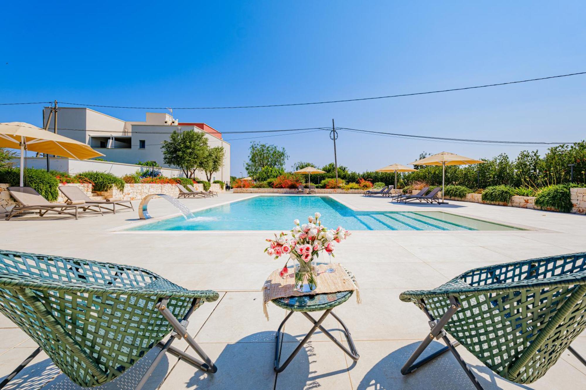 Pati Design Apartments - With Private Patio Or Terrace And Swimming Pool Monopoli Exterior foto
