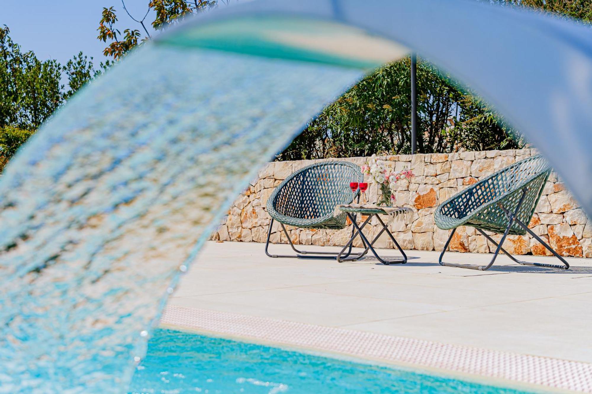 Pati Design Apartments - With Private Patio Or Terrace And Swimming Pool Monopoli Exterior foto